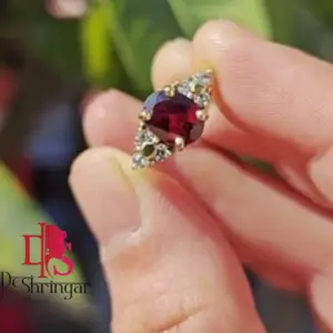 3 Zircons Ring
