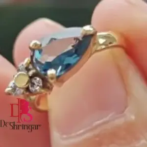 Drop Three Zircon Ring